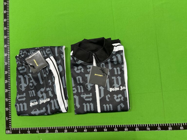 bb17988ebfd00f1b51fe99974643d060