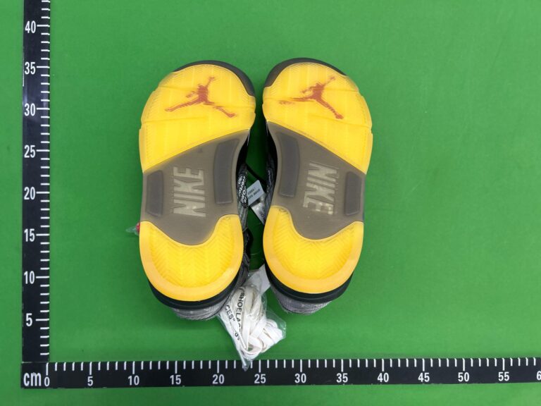5b33075b68c9bc40ca0c00558a952000