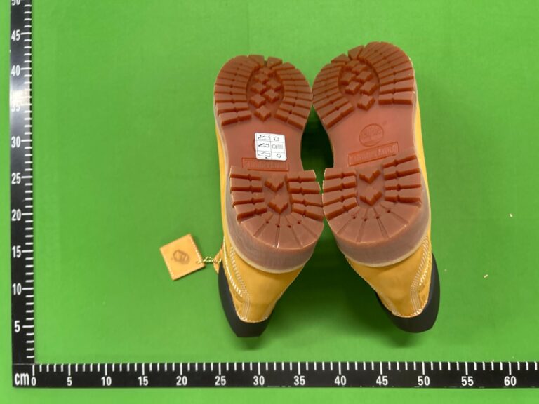 6d013adabe07bad532cf334ba25edcb5
