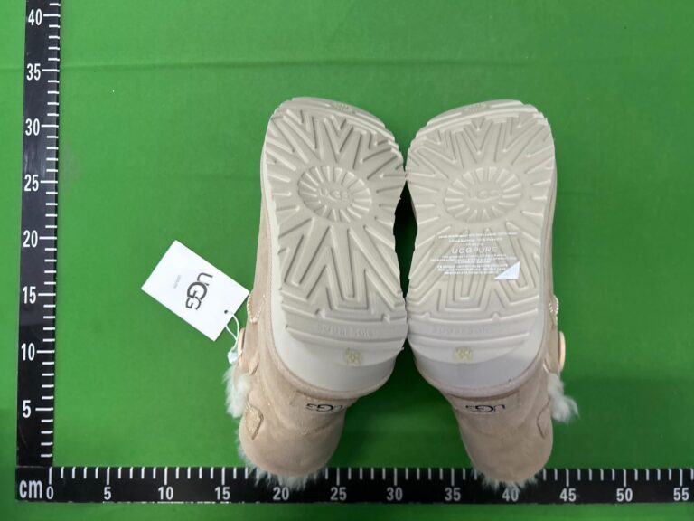 d813a92713e33917b2aa38be1d7bc32e