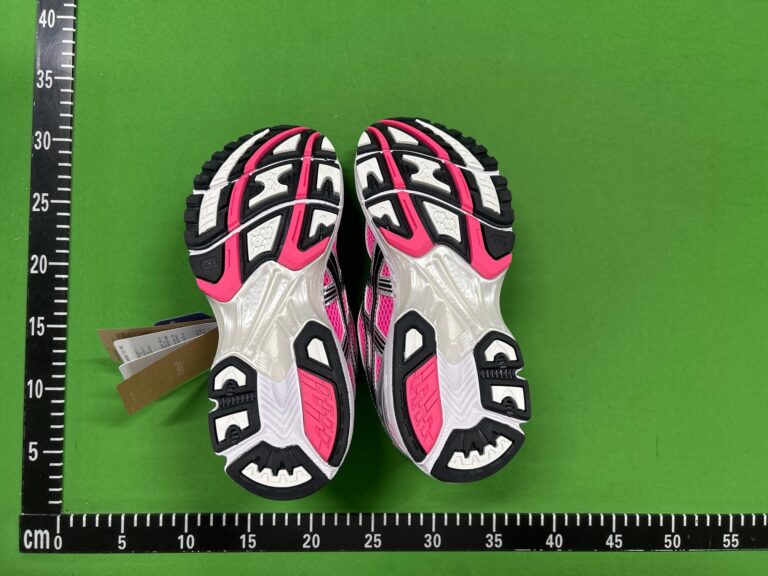 f90aab86e010b79fa86ea36a931adfbc